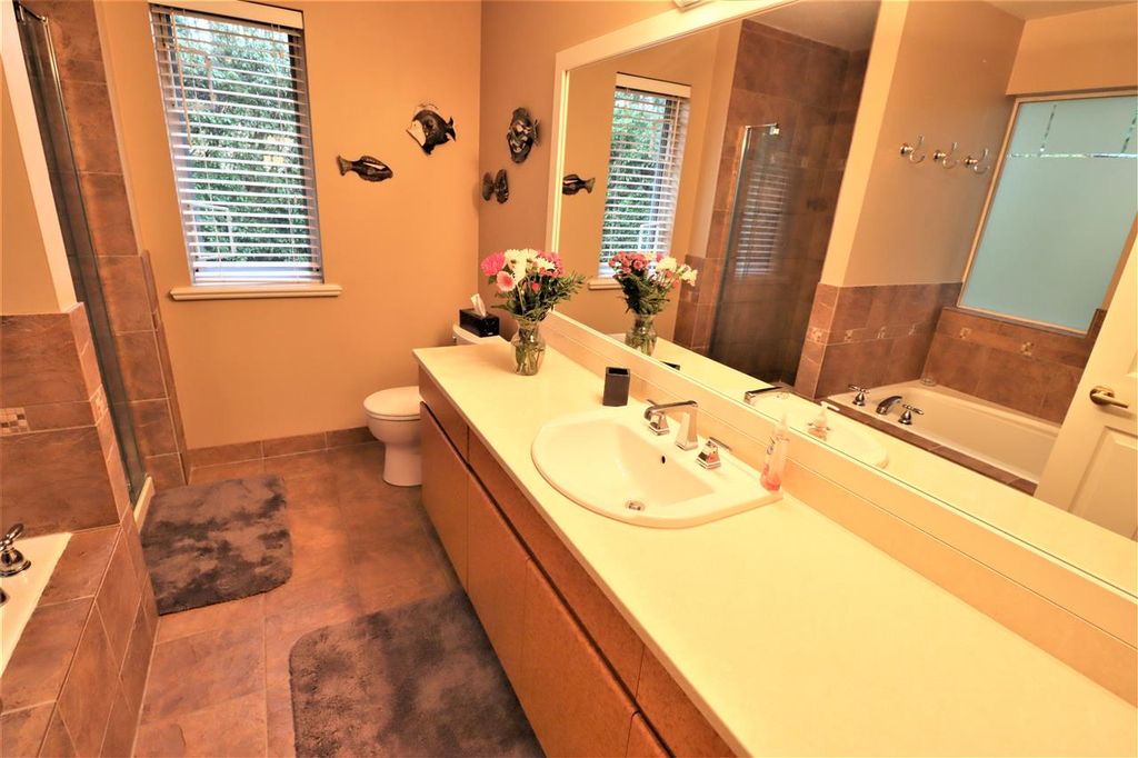 listing image 1109343326494157882