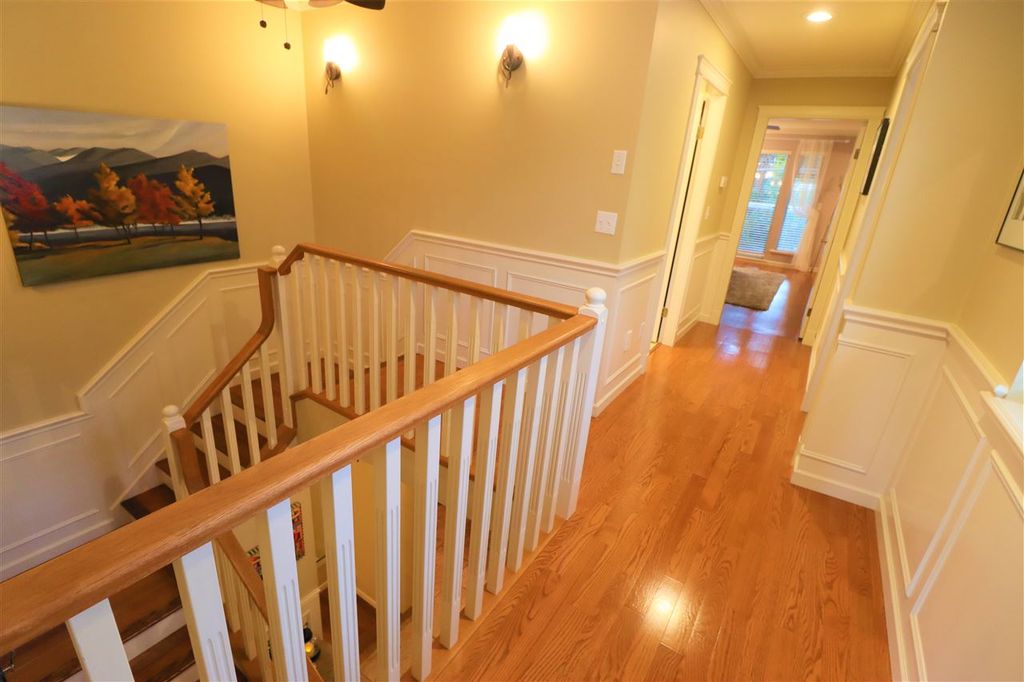 listing image 1100746159334751933