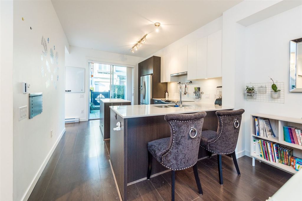 listing image 1104102444326804166