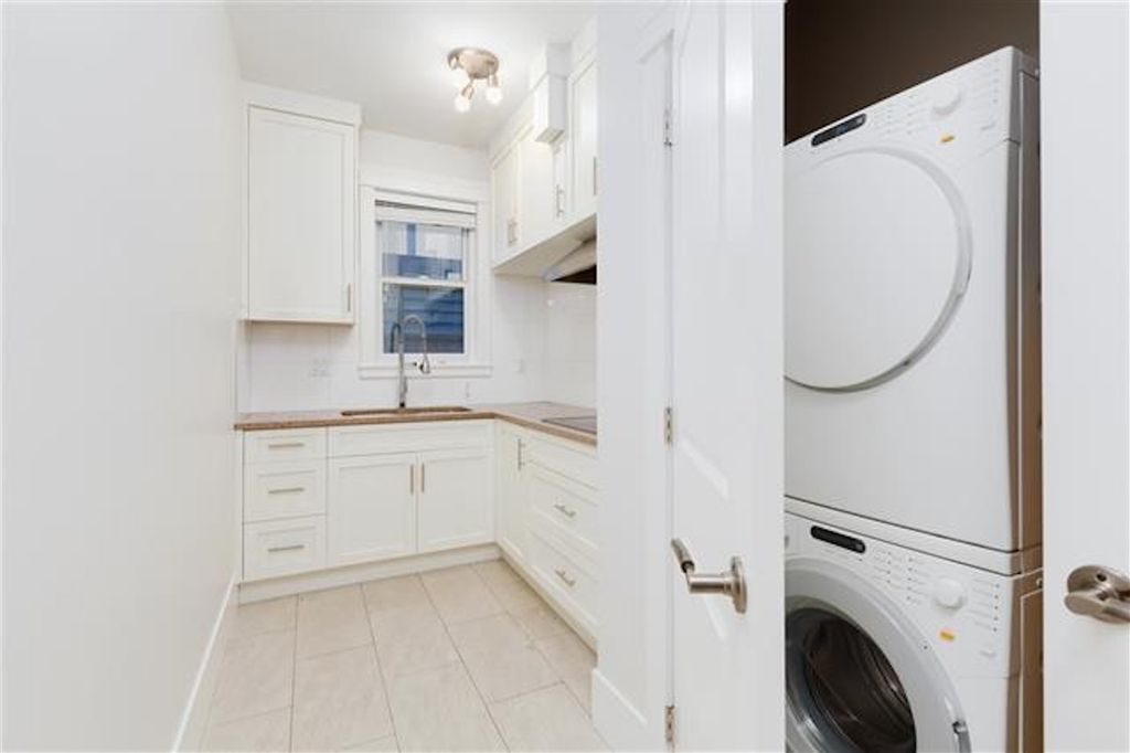 listing image 1101158871882232605