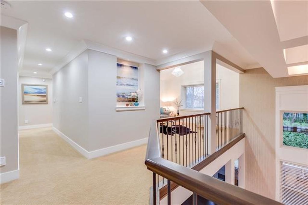 listing image 1100878086281941334
