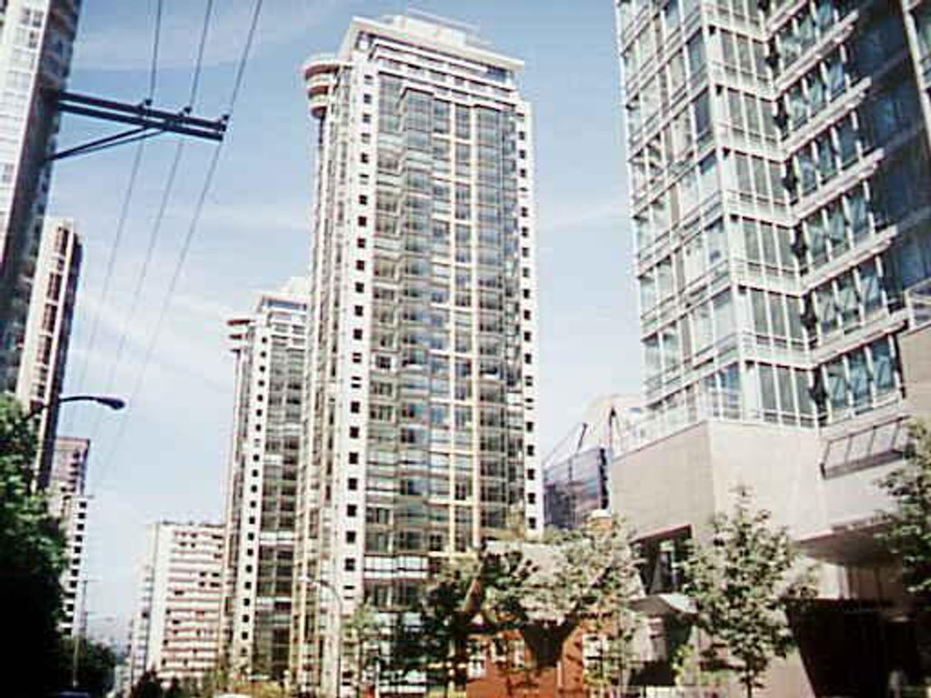 listing image 1102440919798146906