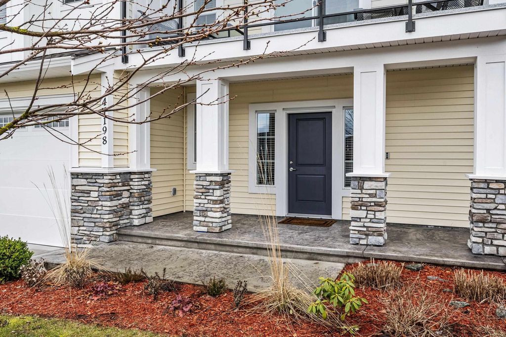 listing image 1109736475477997234