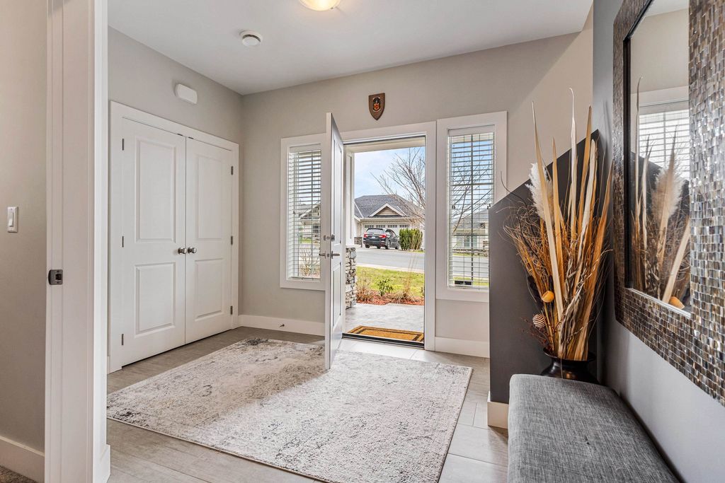 listing image 1107262249584237972