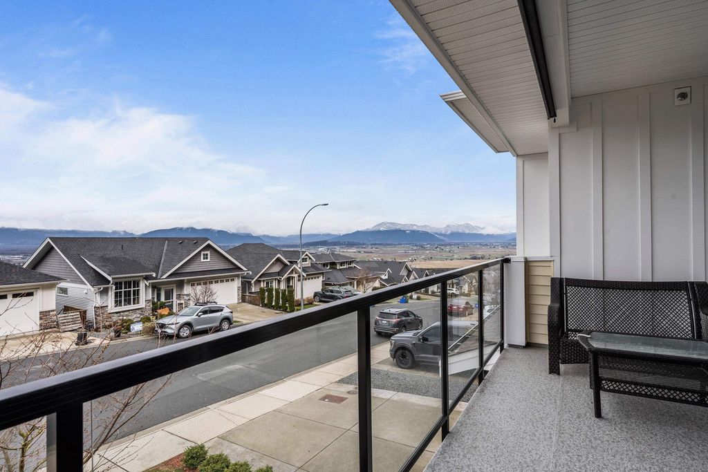 listing image 1101701613392826707