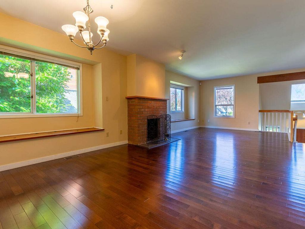 listing image 1105267534088641799