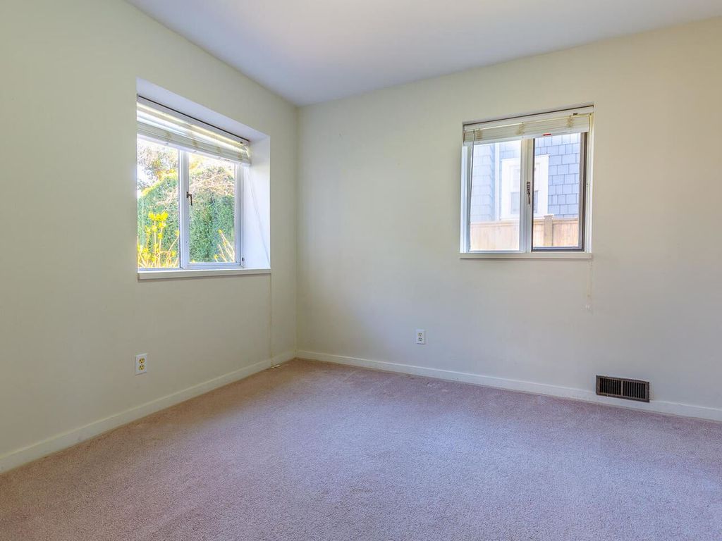 listing image 1106131526148116167