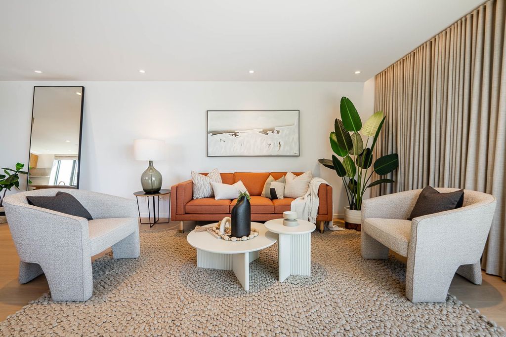 listing image 1107285882802981743