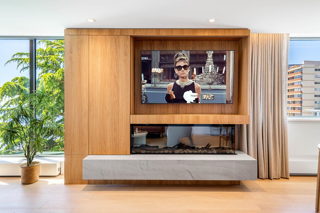 listing image 1108892952935914174