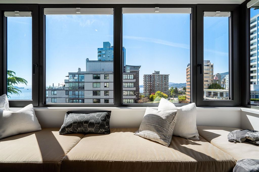 listing image 1103798447720930708