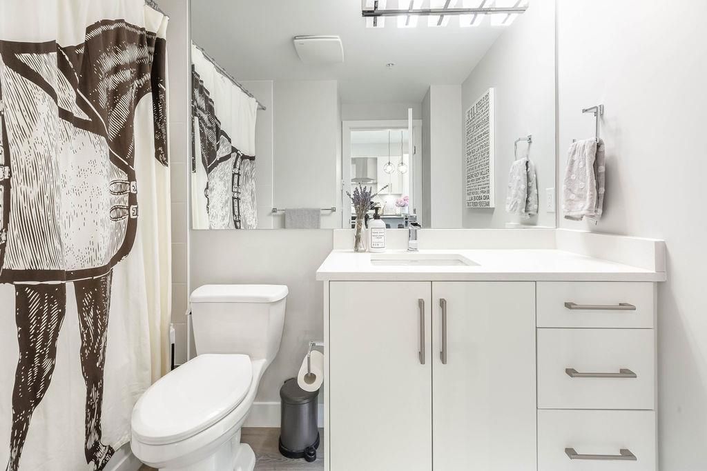 listing image 1105760132587599638