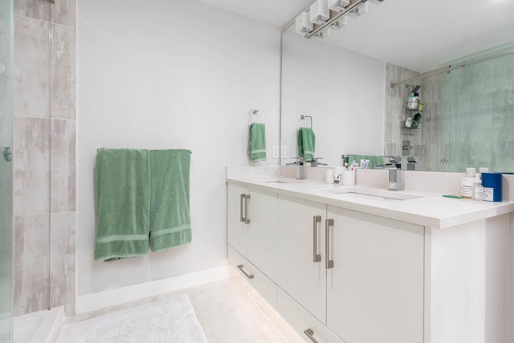 listing image 1108587439427981353