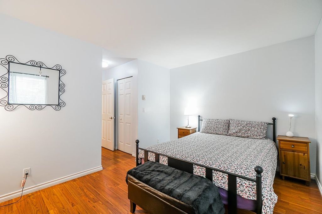 listing image 1106802629820709312