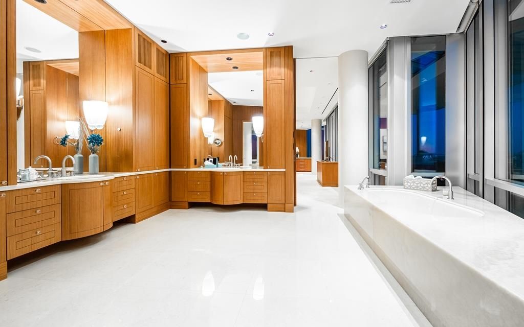 listing image 1103708018523087929