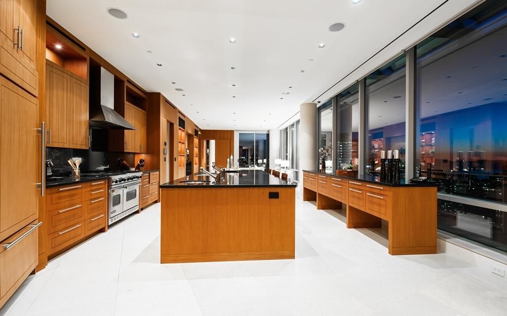 listing image 1101138228135004594
