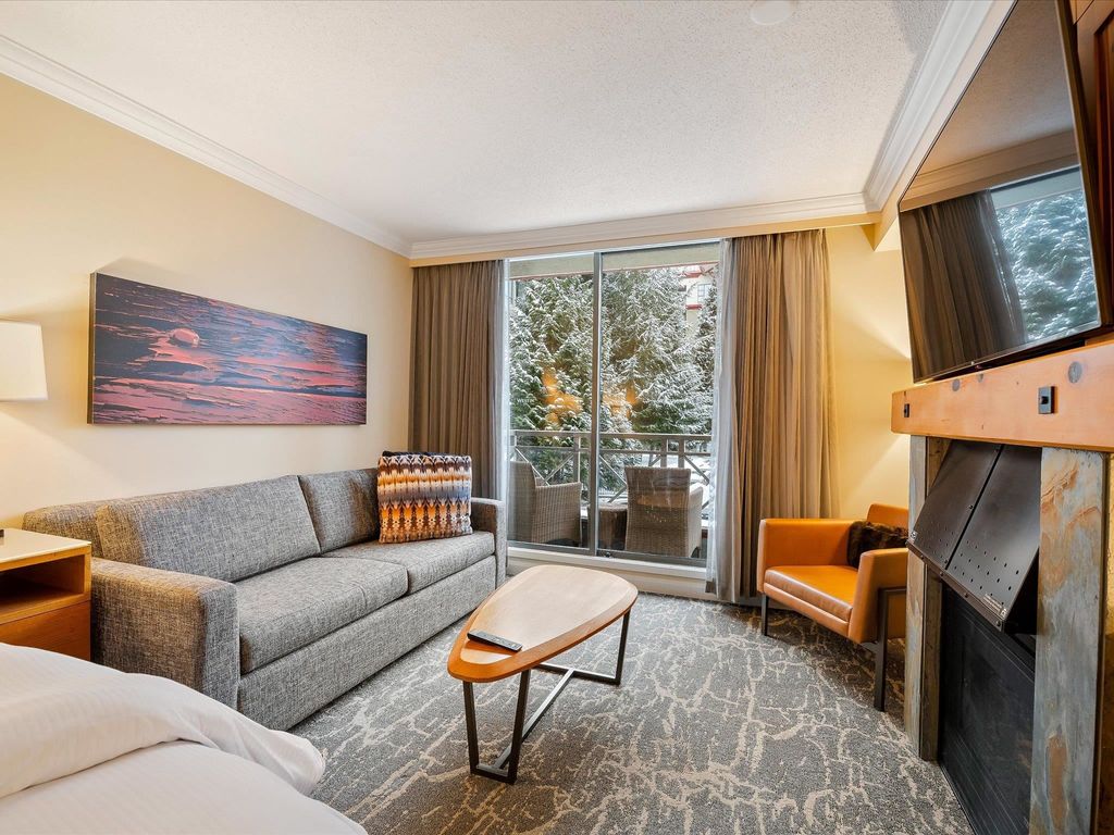 listing image 1101425184845120317