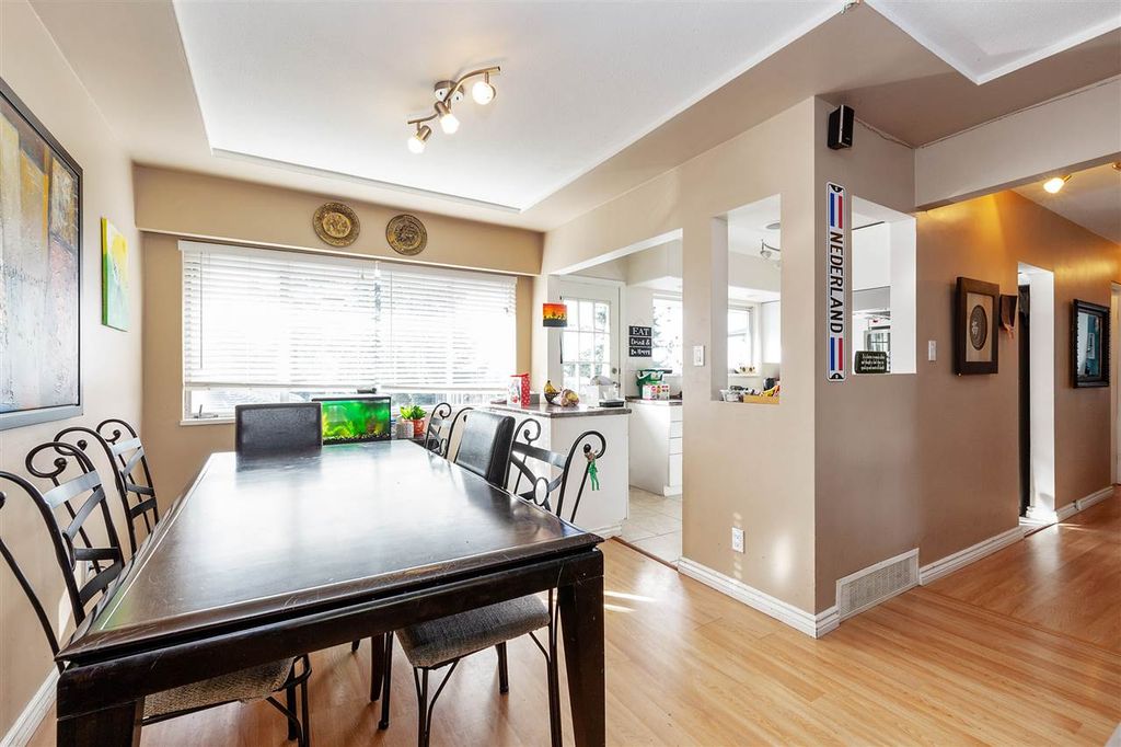 listing image 1100305765192214266