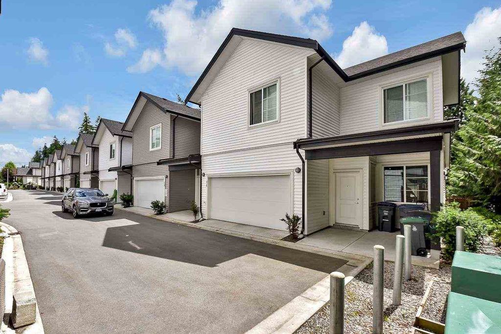 listing image 1104599713177721312