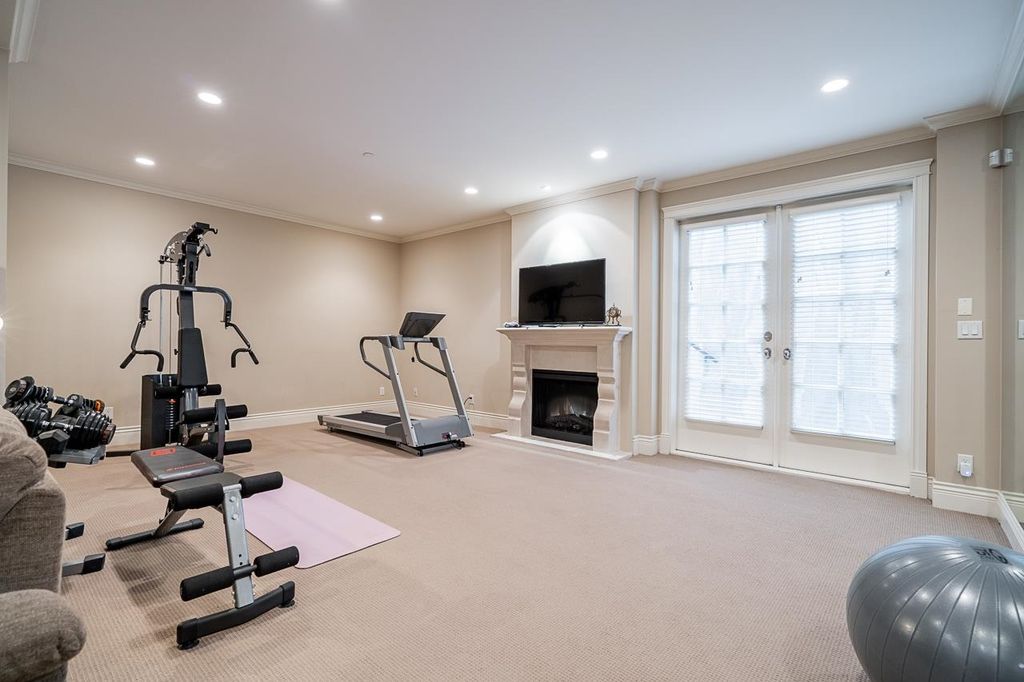 listing image 1105349946646874924