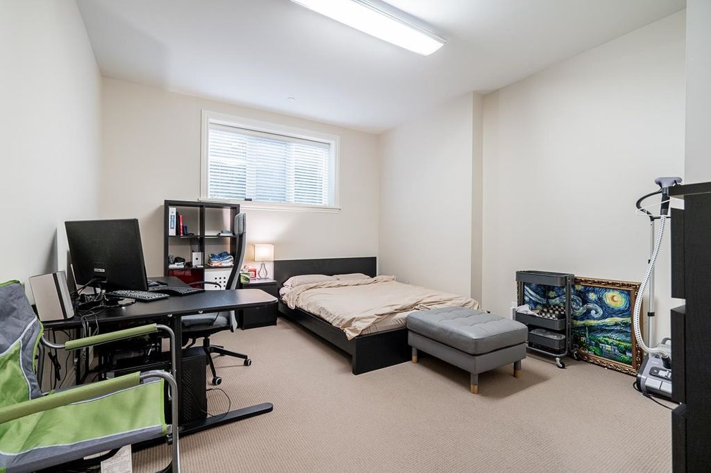 listing image 1101062826802567944