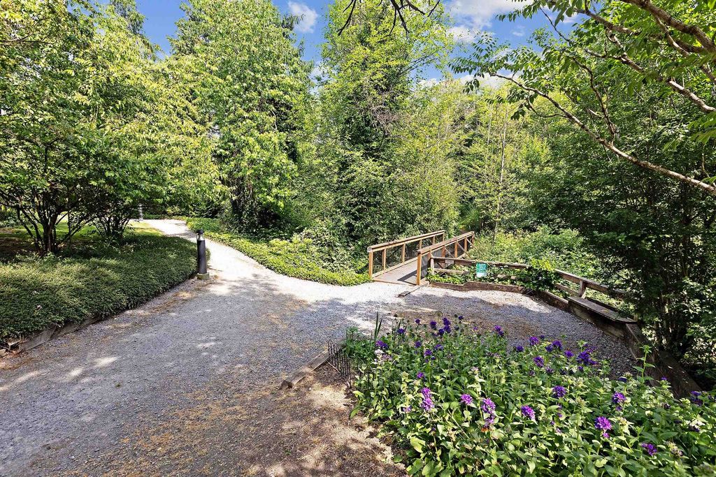 listing image 1103607779086308483