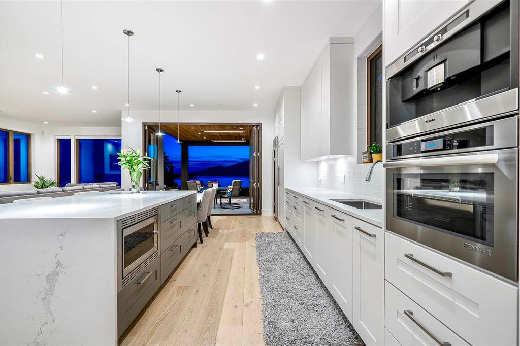 listing image 1108861565926259978