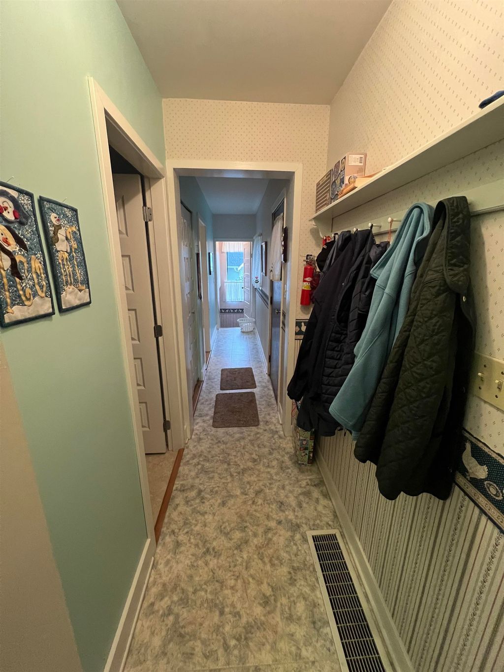 listing image 1100486578059358105