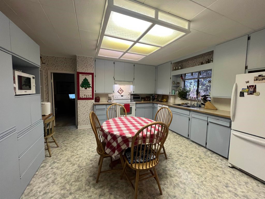 listing image 1104034594994628050