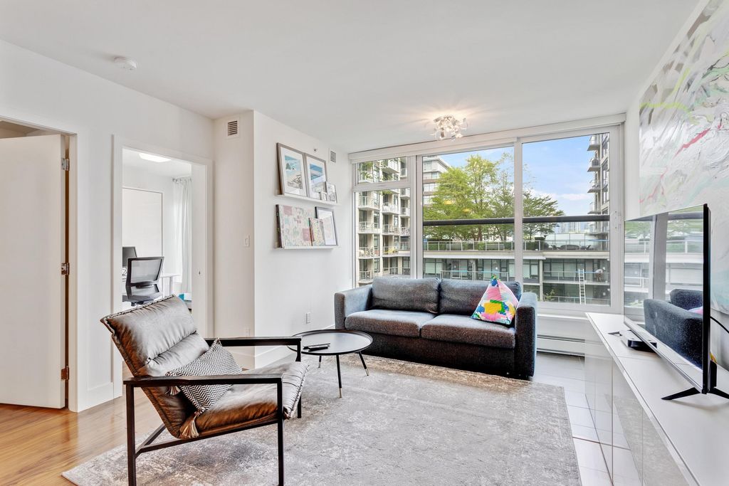 listing image 1107257838019204942