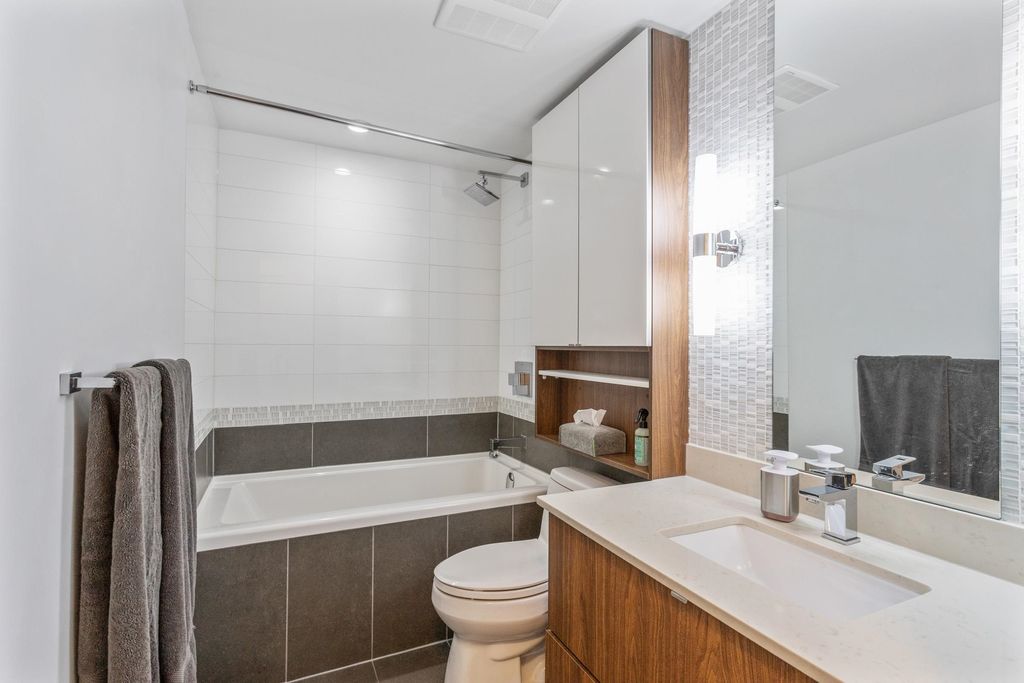 listing image 1105367322890856937