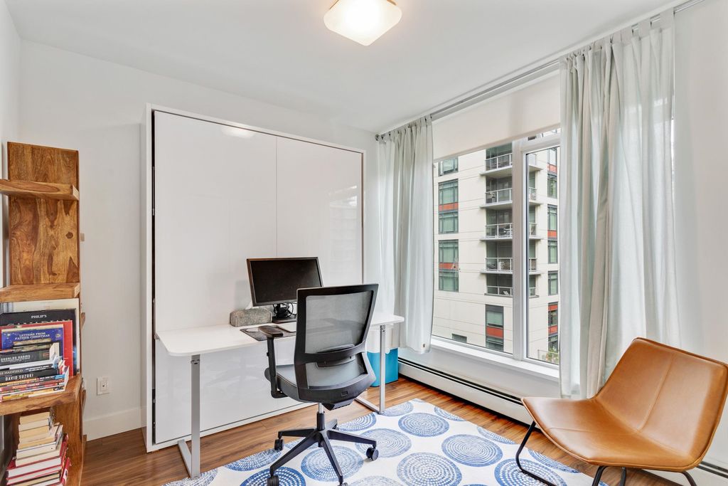 listing image 1109269315065816661