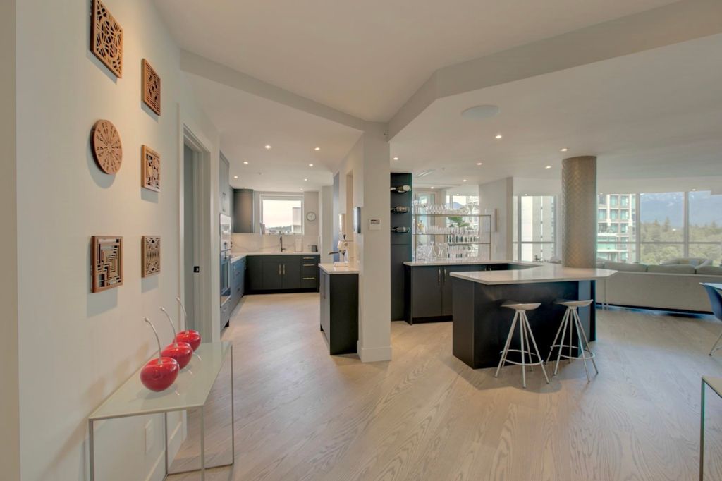 listing image 1101021694568074767