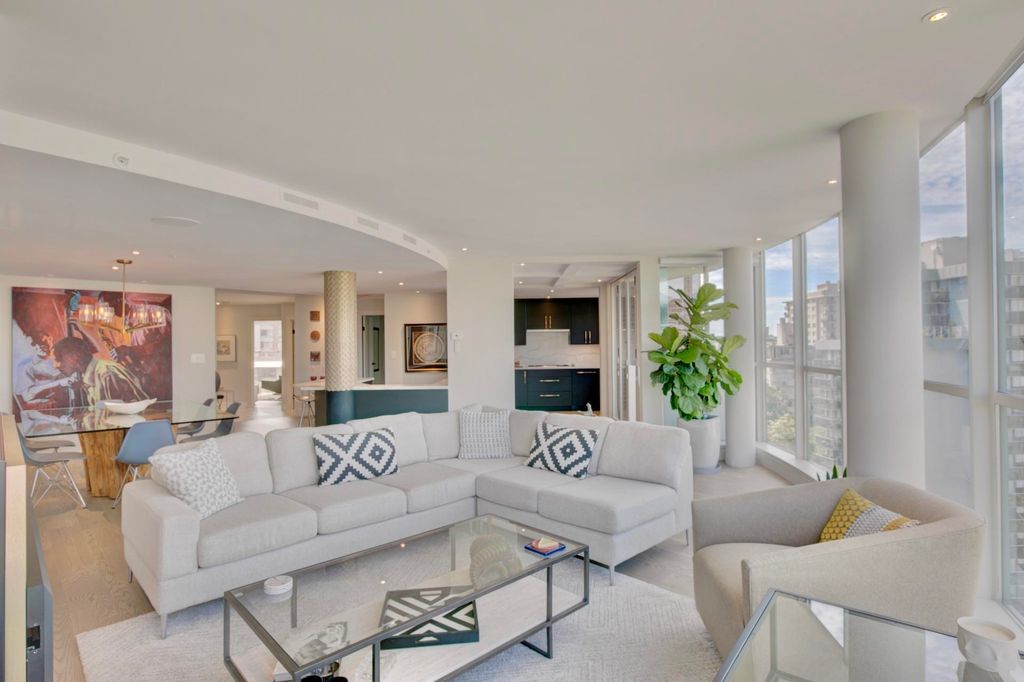 listing image 1108345352017852071