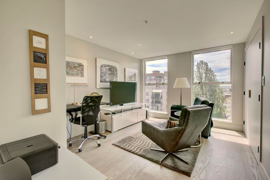 listing image 1106651657014272153