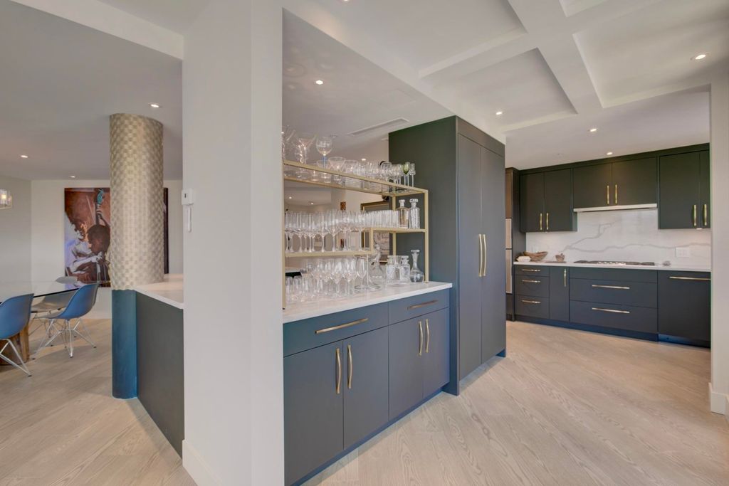 listing image 1105670380530833309