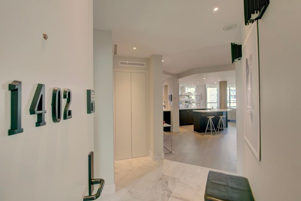 listing image 1102838479315754230