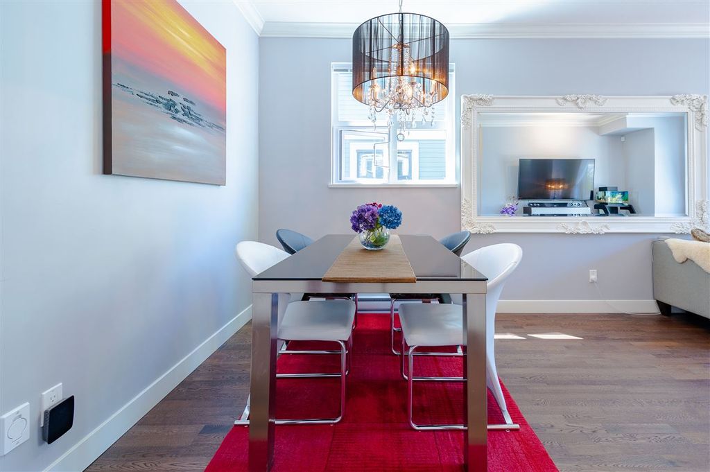 listing image 1100108982460893857