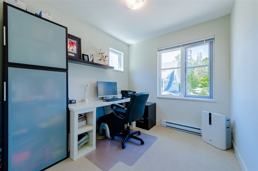 listing image 1101673365954472265
