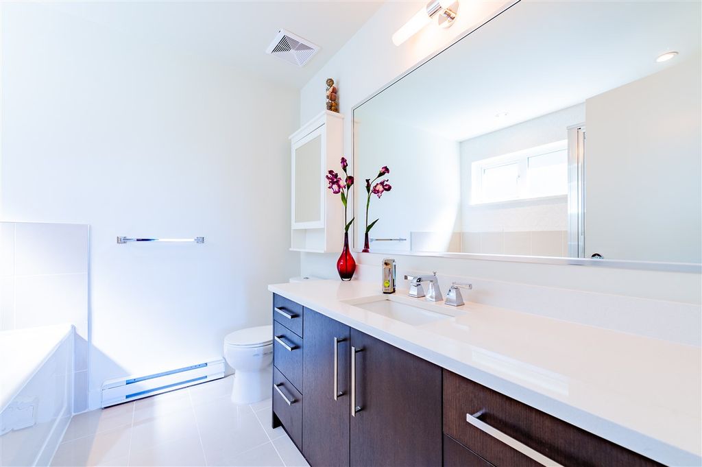 listing image 1109581291507283660