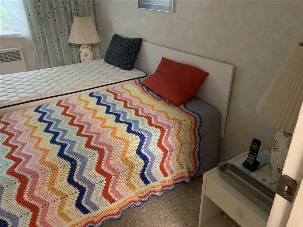 listing image 1101380333356554008