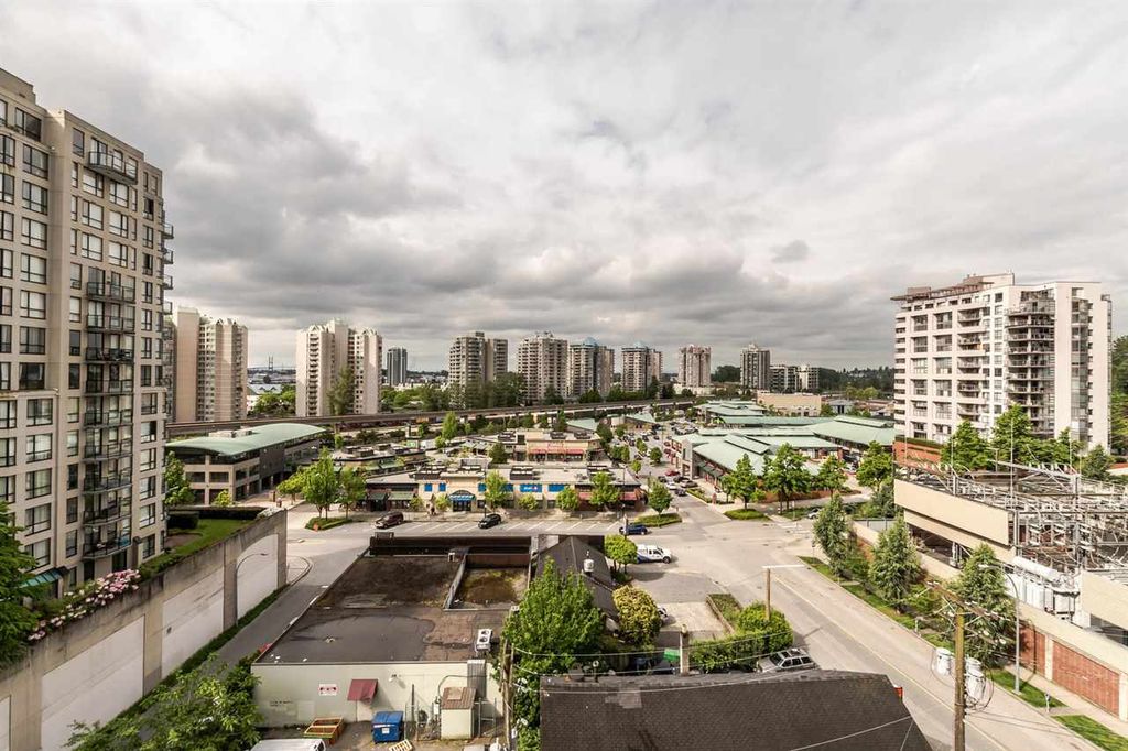 listing image 1101053153125636462