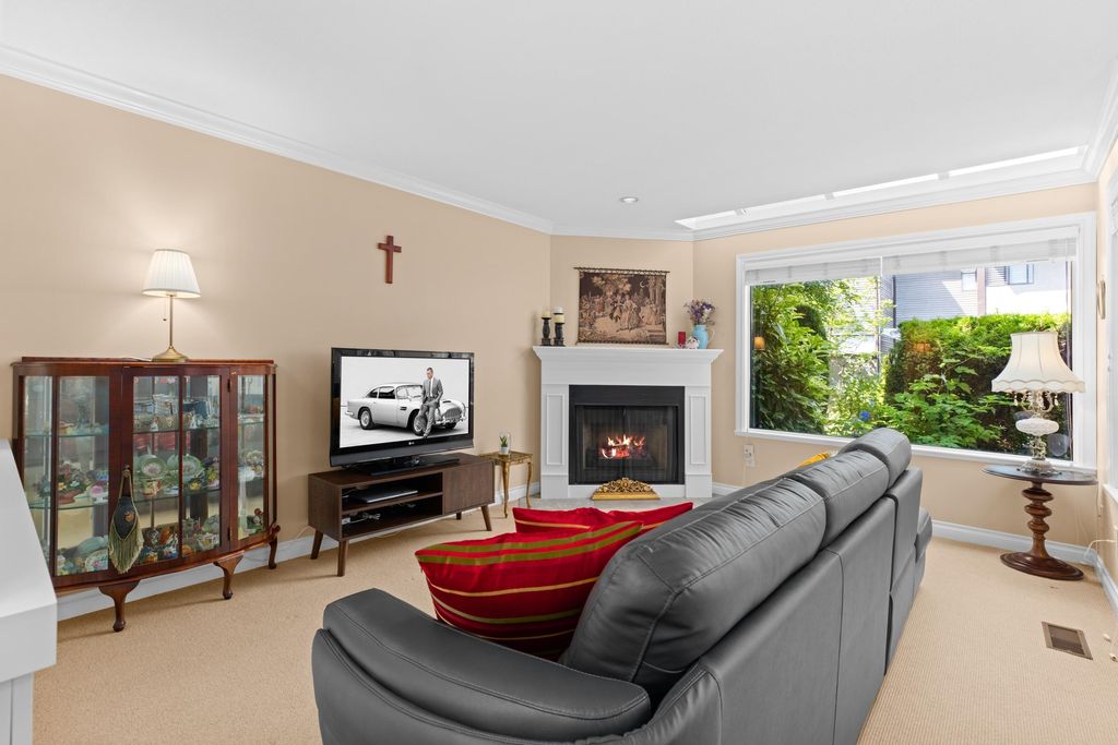 listing image 1104819285900285894