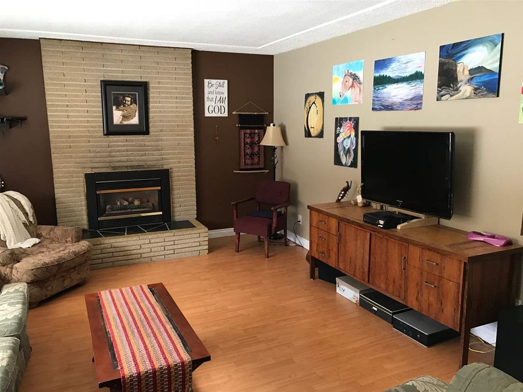 listing image 1106921227978484031