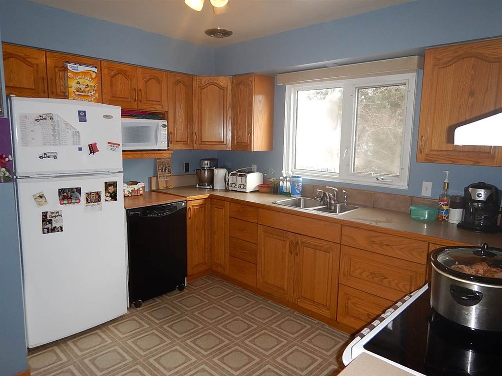 listing image 1102011328126460530