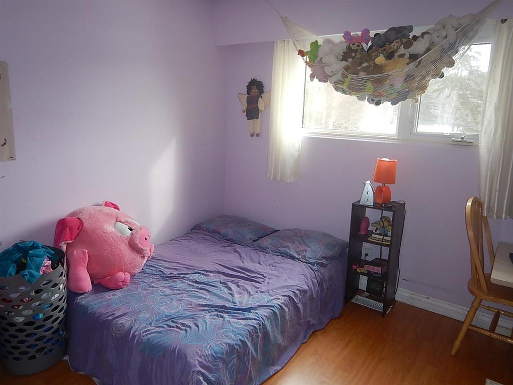 listing image 1101447791917339492