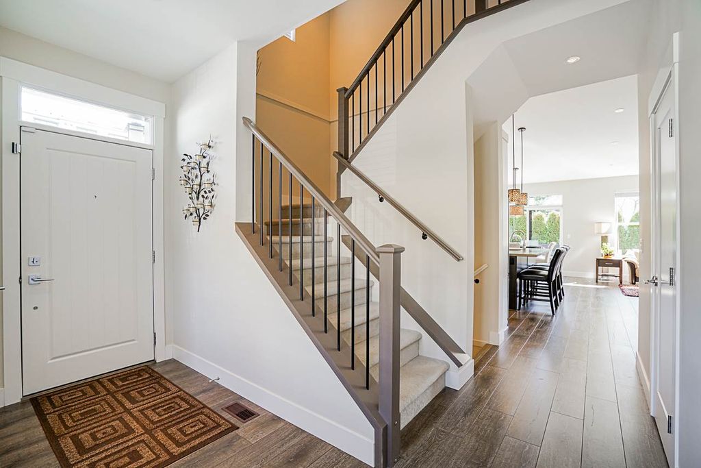 listing image 1109003195498702242