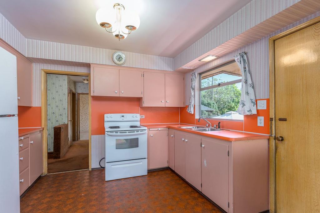 listing image 1101647572628288445