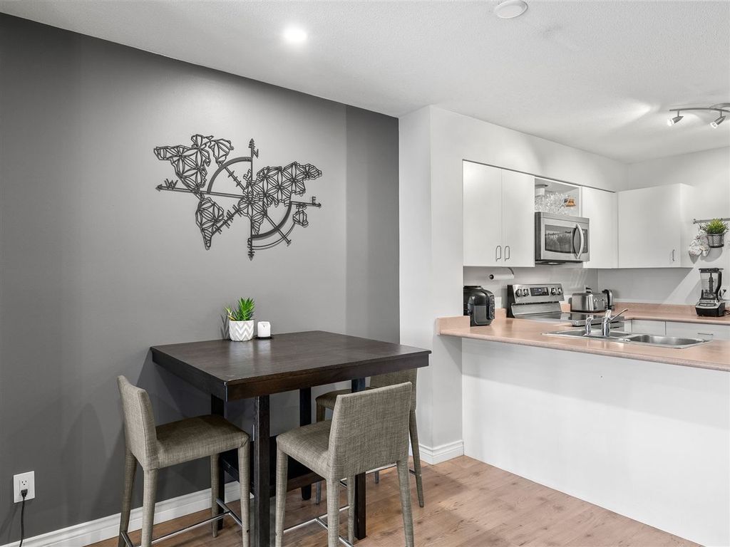listing image 1106267284168181623