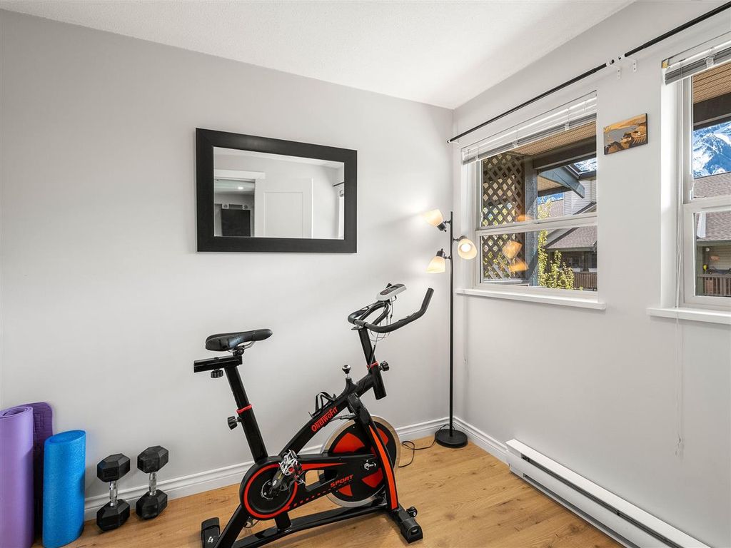 listing image 1104902566979368106