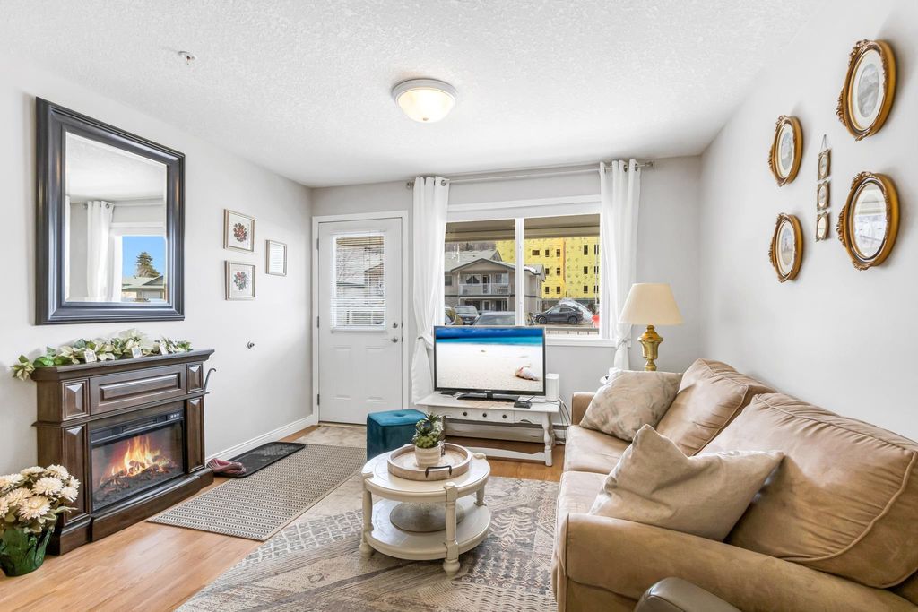 listing image 1100255527549129605